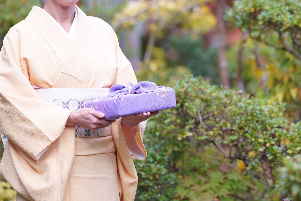 【2025年度版】グルメ通も納得！贈って喜ばれるお歳暮「和の高級珍味」７選